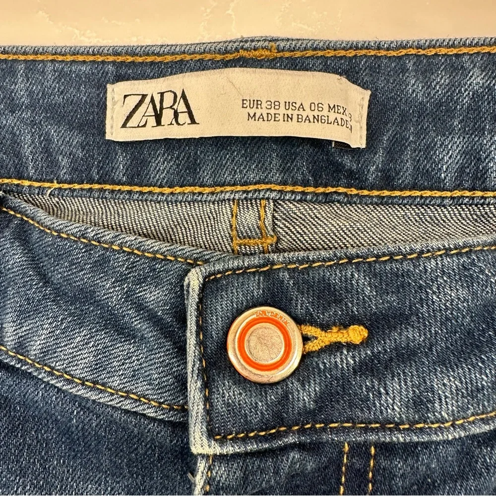 Zara Distressed Straight Leg Jeans. Size: 6 Women’s - Picture 2 of 16